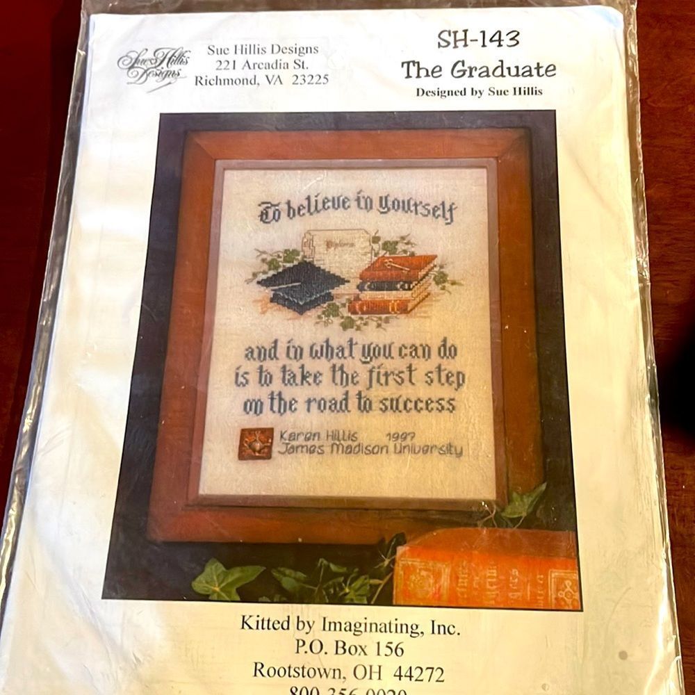 Counted Cross Stitch Kit SH-143 The Graduate Sue Hillis Designs Imaginat…